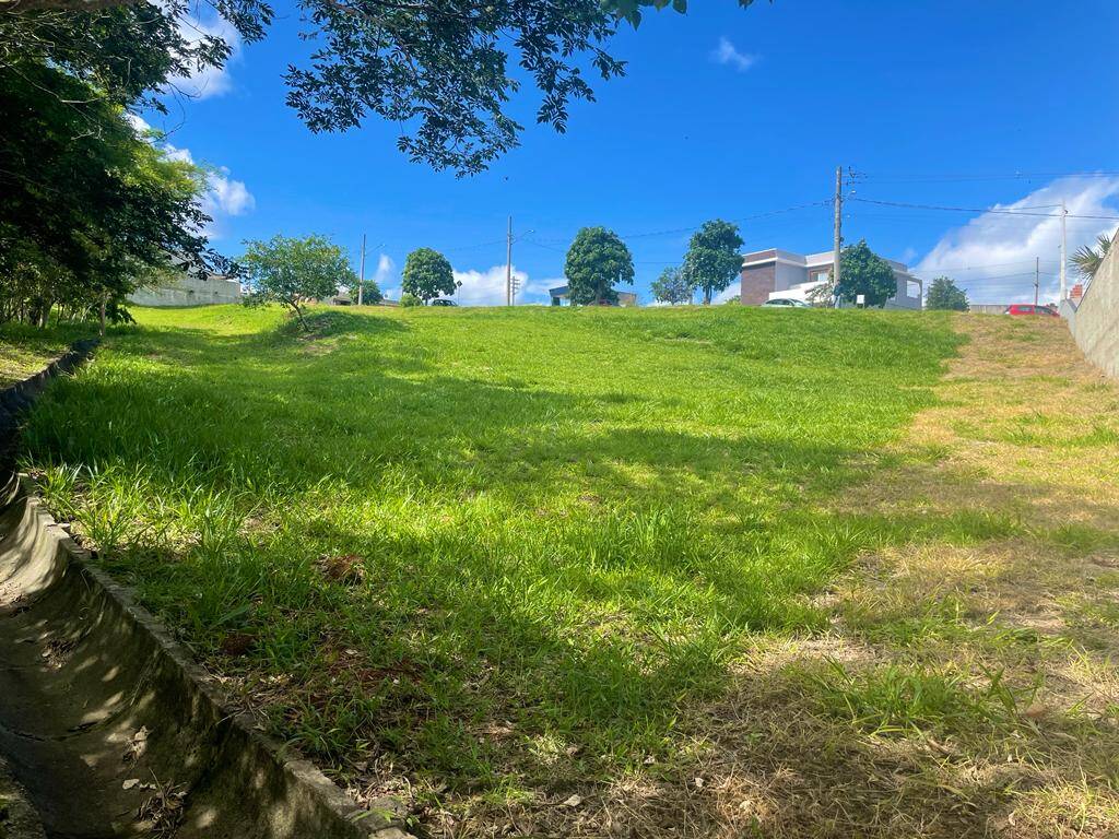 TERRENO COM 600 M² EM CONDOMÍNIO FECHADO EM TAUBATÉ