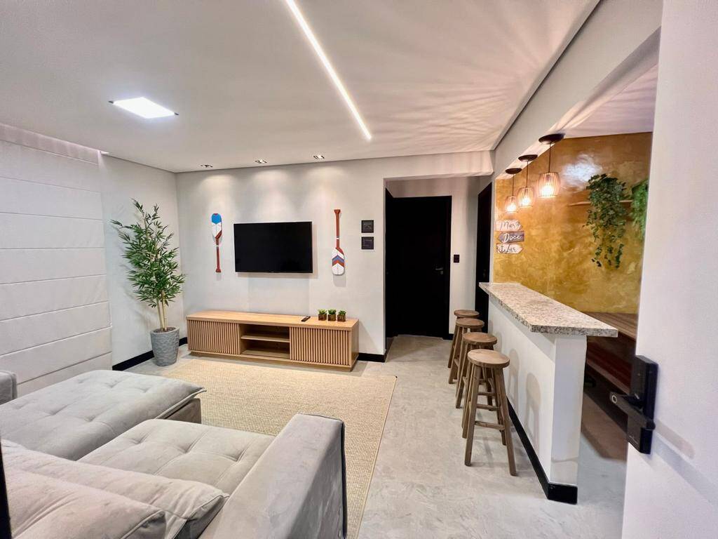 APARTAMENTO MOBILIADO 2 QUARTOS NA PRAIA GRANDE EM UBATUBA