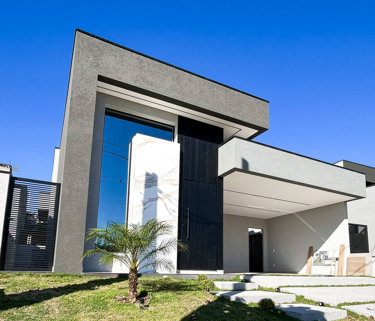 Casa com 3 suítes e escritório no Condomínio Cyrela Landscape em Taubaté