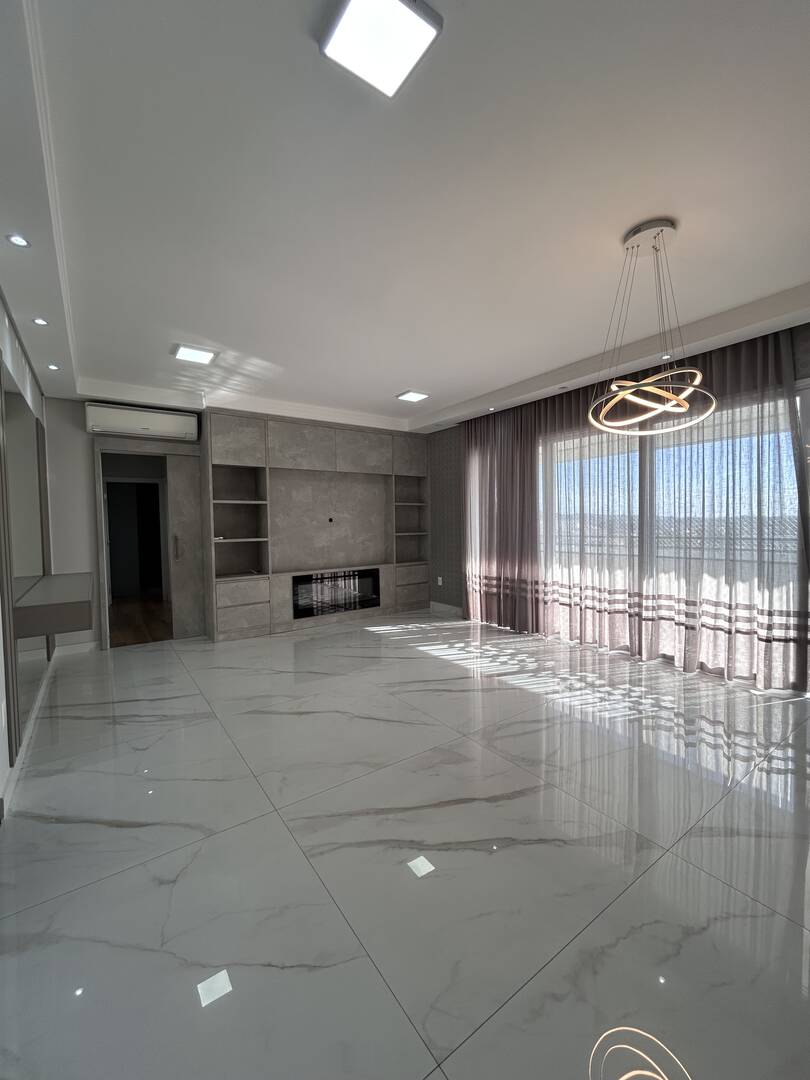 Apartamento 3 suítes e muito espaço no Edifício Grand Terrace em Taubaté