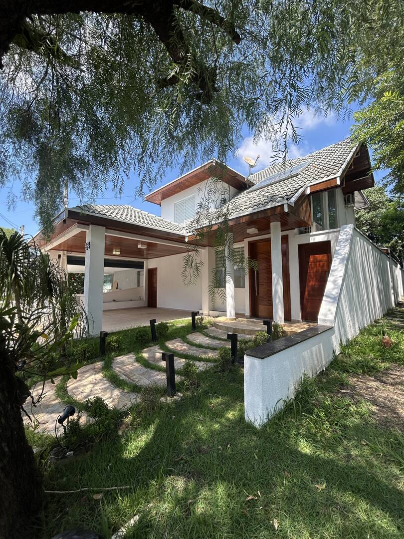 Casa 3 quartos com suíte, piscina e sauna no Campos do Conde em Tremembé