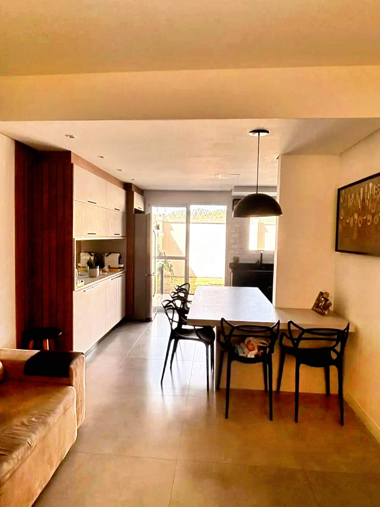 Casa com 3 quartos e suíte para locação Condomínio Amendoeiras em Taubaté