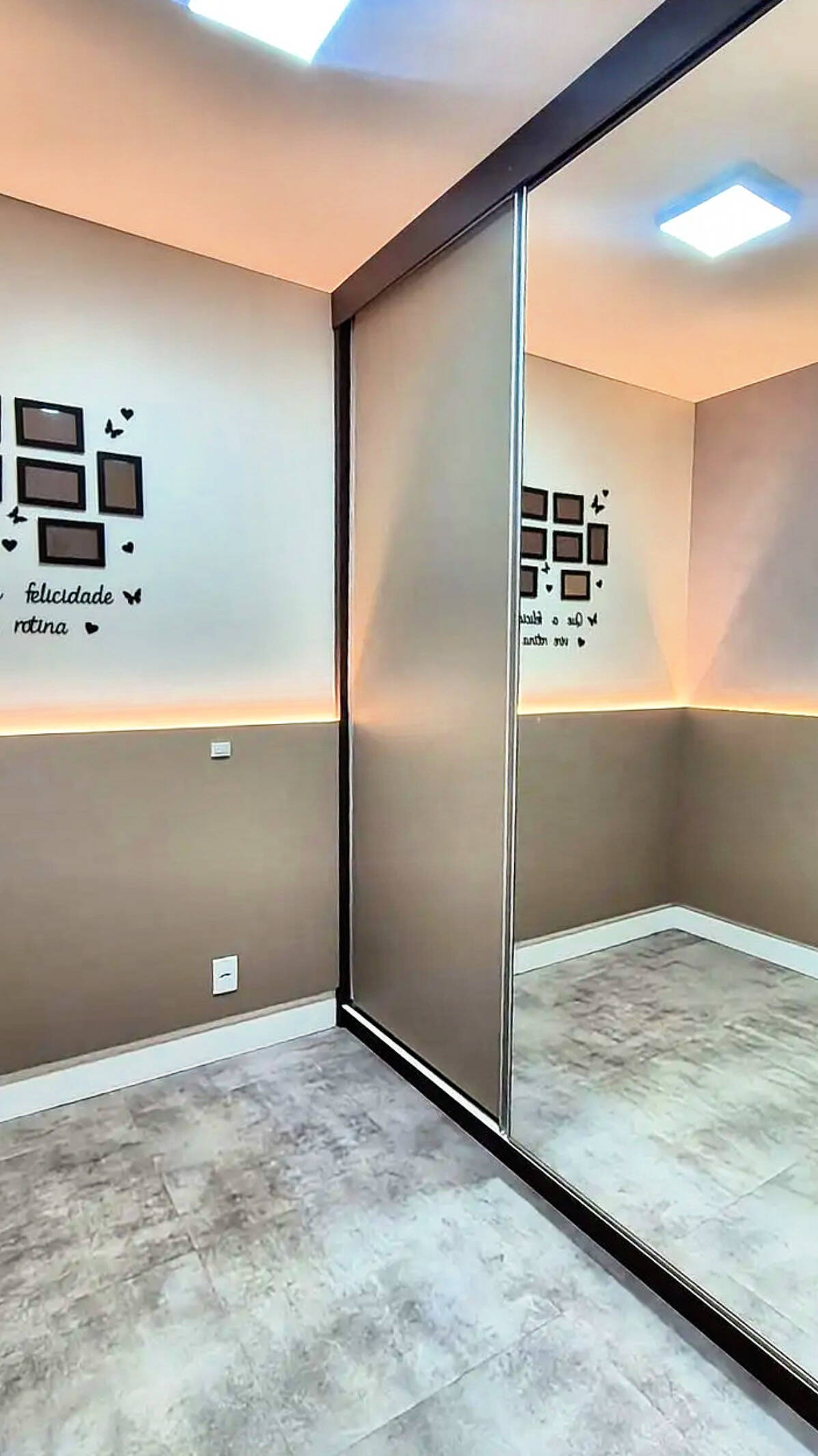 Apartamento 3 quartos com suíte no Edifício Beatriz Carolina em Taubaté