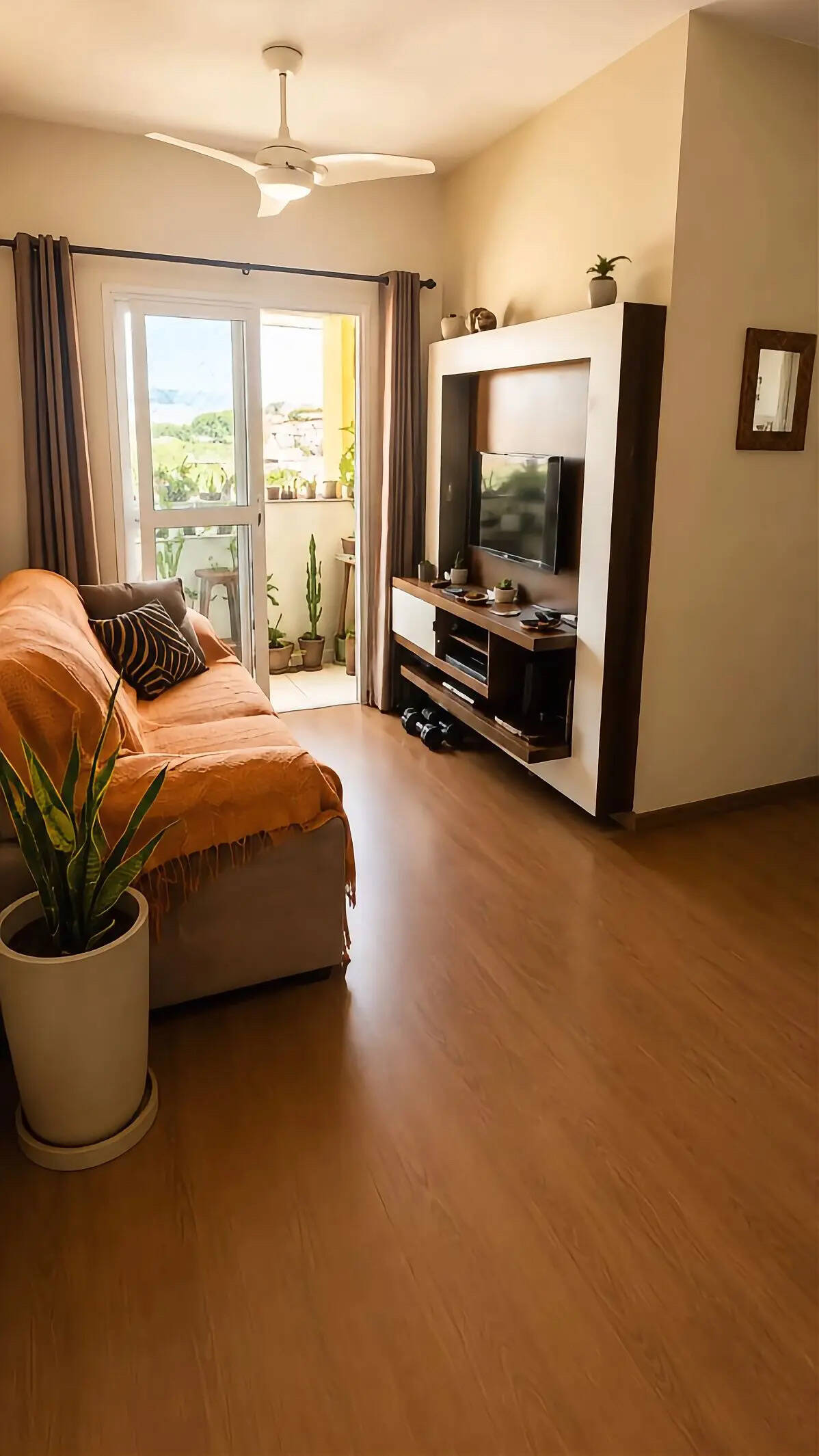 Apartamento 2 quartos e móveis planejados no Ed. Morada Real em Taubaté