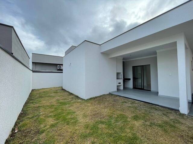 #36 - Casa em condomínio para Venda em Taubaté - SP