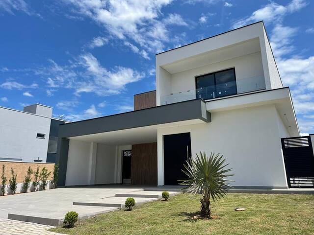 #44 - Casa em condomínio para Venda em Taubaté - SP