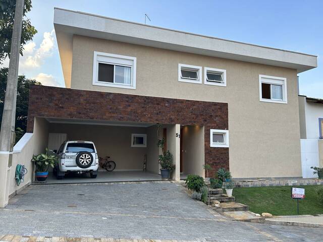 #102 - Casa para Venda em Taubaté - SP