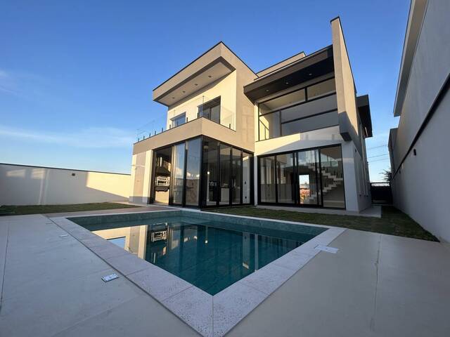 #141 - Casa para Venda em São José dos Campos - SP