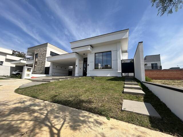 #144 - Casa para Venda em Taubaté - SP