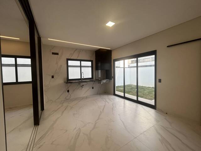 #158 - Casa para Venda em Taubaté - SP