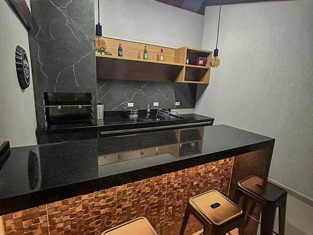 #182 - Casa para Venda em Taubaté - SP