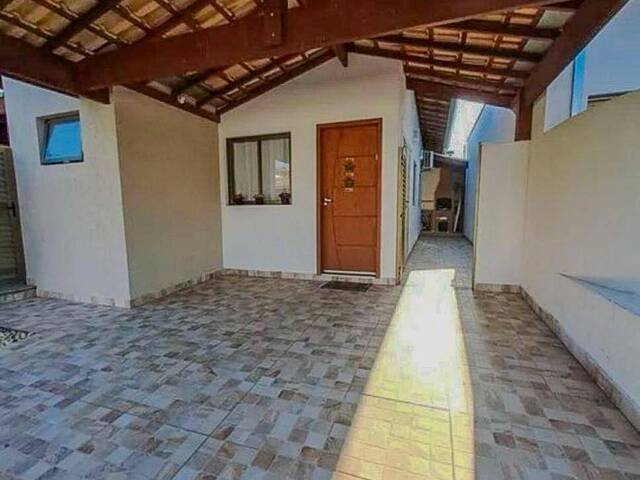 #181 - Casa para Venda em Taubaté - SP