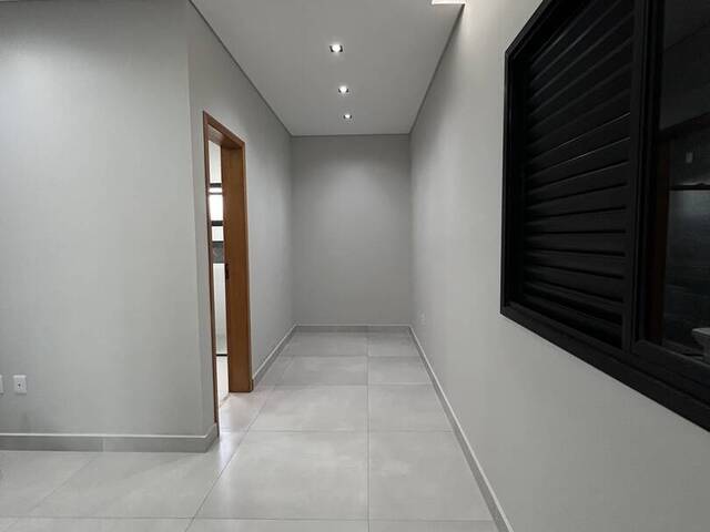 #205 - Casa em condomínio para Venda em Tremembé - SP